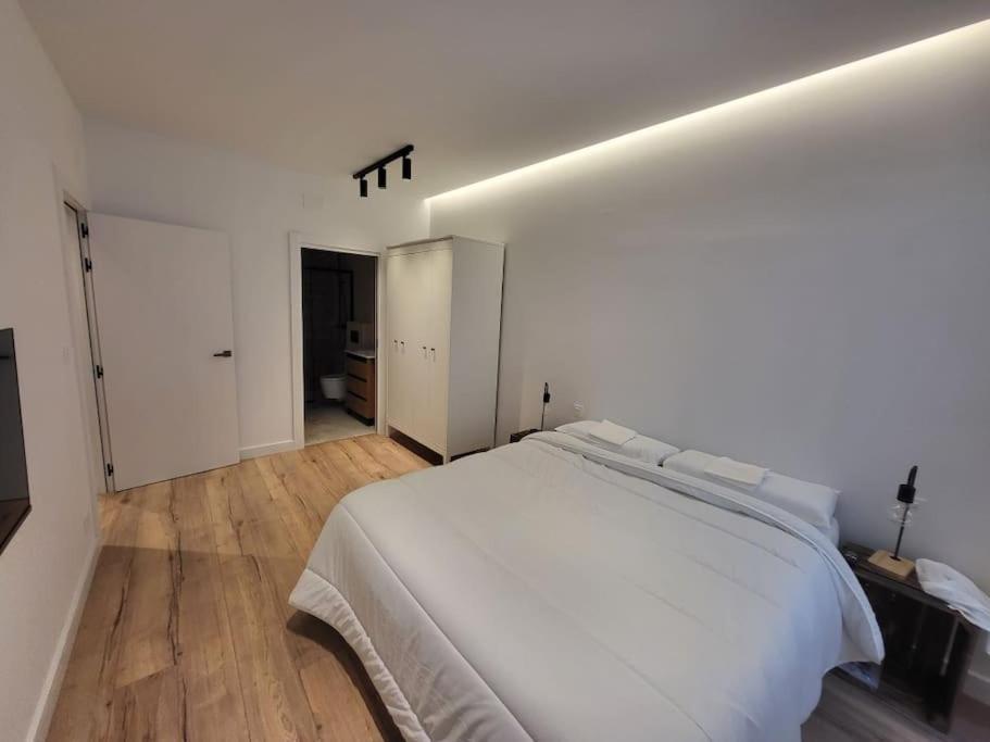 Ferienwohnung Moderno Apartamento Centrico Para 8 Personas Bilbao Exterior foto