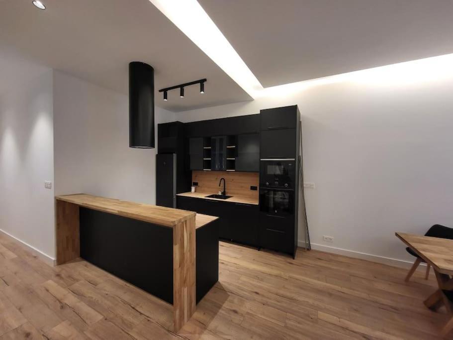 Ferienwohnung Moderno Apartamento Centrico Para 8 Personas Bilbao Exterior foto